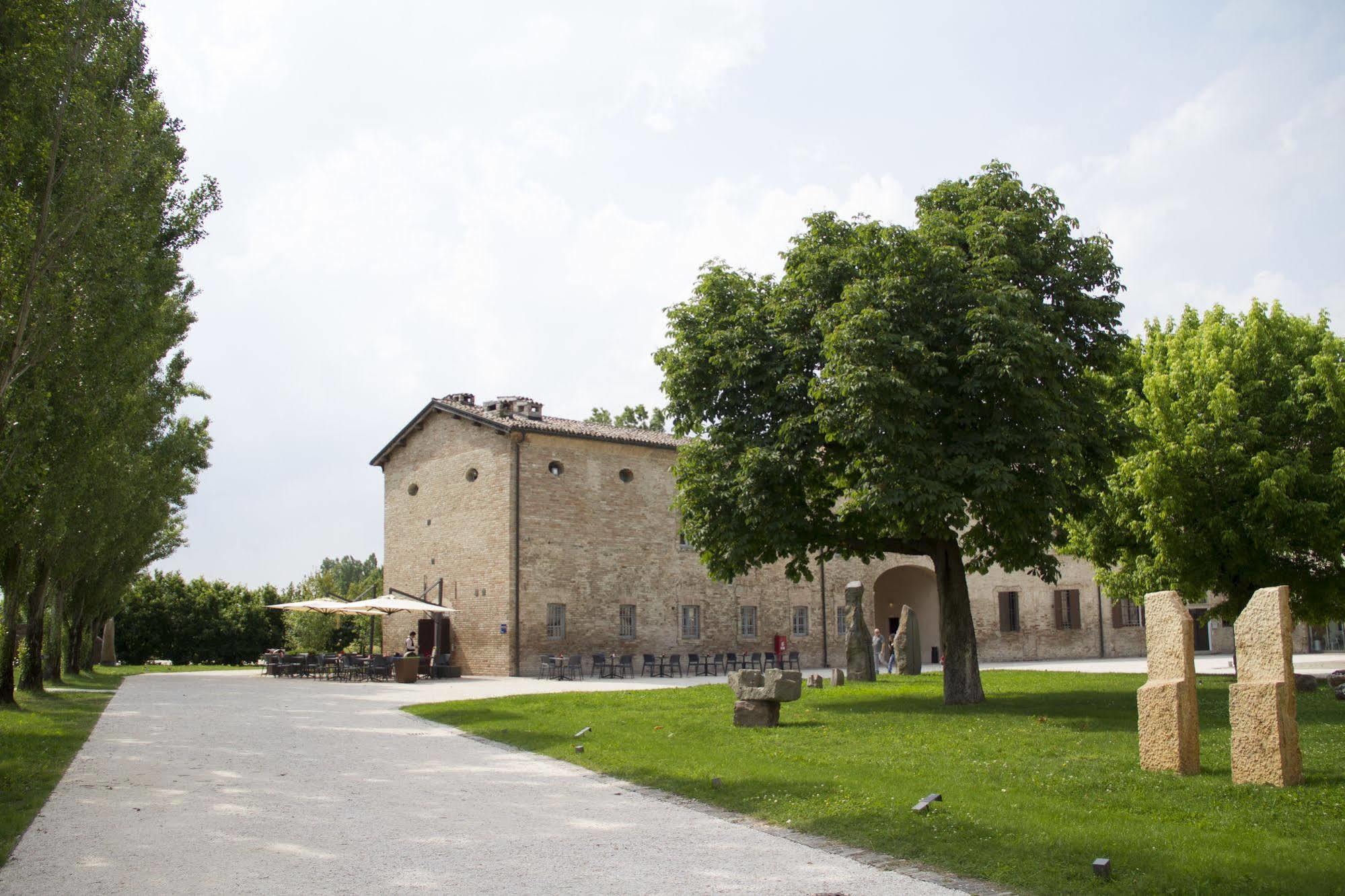 Locanda Abbazia Di Valserena - Csac Parma Exteriér fotografie